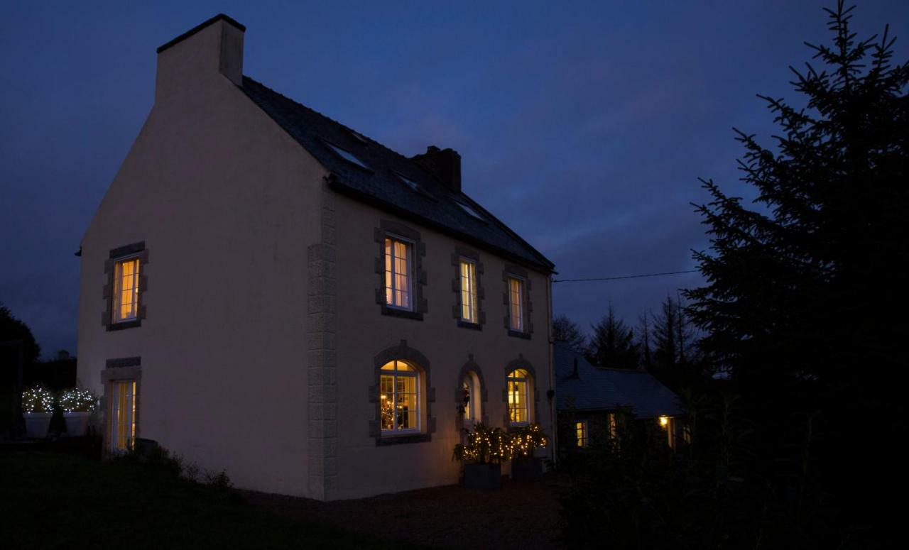 La Colline Des Renards Chambres Locmaria-Berrien Exteriör bild