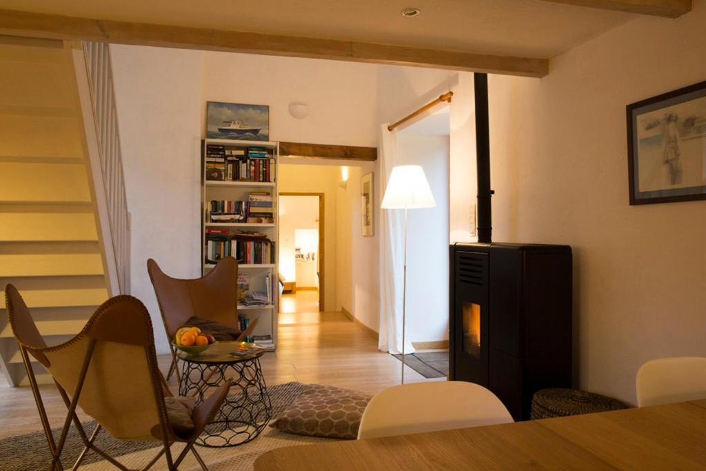 La Colline Des Renards Chambres Locmaria-Berrien Exteriör bild